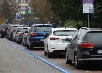 У Львові запрацювали ще два платні парковки