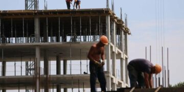 Львівські депутати закликали уряд спростити погодження будівельних проєктів під час війни