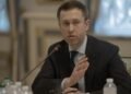 Чи готуватися до життя без інтернету: що сказав Корецький після ударів по дата-центрах