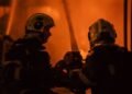 Росіяни атакували склади у Дніпрі, спалахнула пожежа