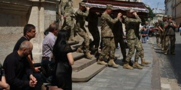 У Львові попрощаються із двома Героями, – ФОТО
