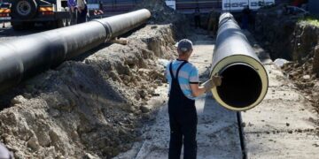 У Львові завершують заміну аварійної тепломережі на Науковій: гарячу воду повернули ще 60 будинкам