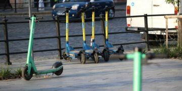 Електросамокати травмують дітей: у Львові за 15 тижнів постраждали 112 неповнолітніх