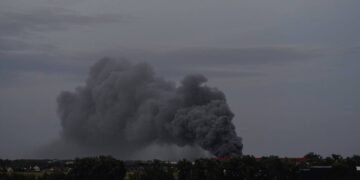 На Київщині внаслідок атаки БпЛА зафіксовано чотири влучання у складські приміщення