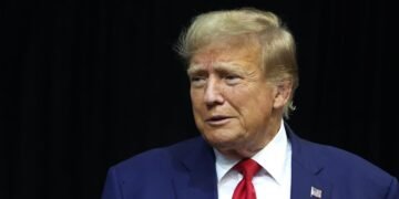 Трамп заявив, що Зеленський нібито погодився пригальмувати з ударами по НПЗ РФ