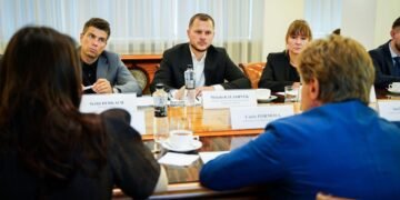 Калашник обговорив із послом Італії безпеку логістики, опалювальний сезон та захист інфраструктури