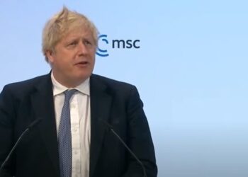 Джонсон: “Путін думає, що ще може виграти”