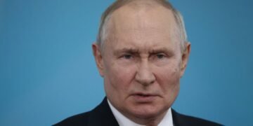 Економіка РФ перебуває на межі “великої кризи” через війну проти України, – розвідка Данії