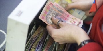 Зимова підтримка: ПФУ назвав сім категорій, які мають право на одноразову допомогу