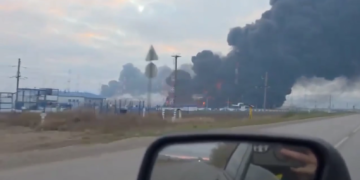 “Повертаємо війну, звідки прийшла”: Зеленський заявив про нові удари по РФ (відео)