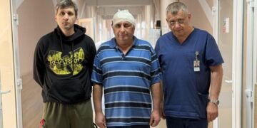 У Львові врятували зір чоловікові з рідкісною пухлиною в очниці