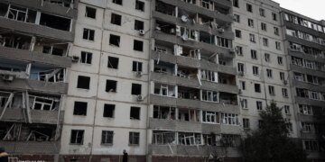 П’ять КАБів ворог скинув на Суми, є постраждалі