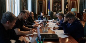 Українські пілоти невдовзі почнуть навчання на Rafale, Київ очікує новий оборонний пакет – Зеленський