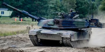 Польща посилить війська та розгорне Patriot біля кордону з Україною