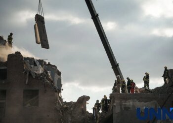 До 16 зросла кількість загиблих через ракетний удар рф у Прилуках