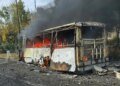 Кількість жертв удару рф по автобусах у Краматорську подвоїлася – рух громадського транспорту зупиняють