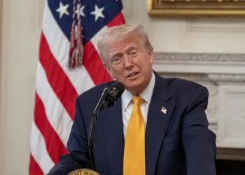 Трамп заявив, що Україні потрібен новий президент для переговорів із рф – AP