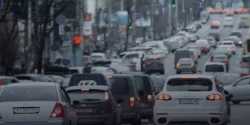 У Києві обмежать зростання цін на таксі під час тривог – Корецький
