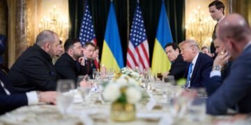 “Сиділи як дурні”: українська делегація в США опинилася в “пастці” від дій Трампа — ЗМІ