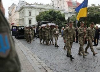 У Львові попрощаються із трьома Героями, – ФОТО