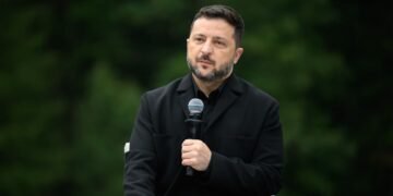 Україна заплатила за ракети до Patriot, але США їх затримують, – Зеленський