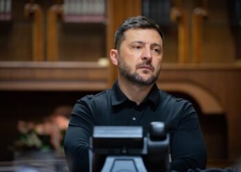 “Нас використовують як ширму”: Зеленський різко відреагував на рішення США щодо дизеля з РФ