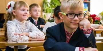 Без світла та води: коли школи Києва перейдуть на дистанційне навчання