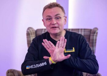 Садовий відмовився від зарплати: стало відомо чому