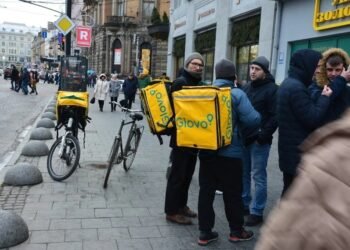 Солдати РФ три місяці роз’їжджали Києвом та працювали кур’єрами: що відомо (відео)