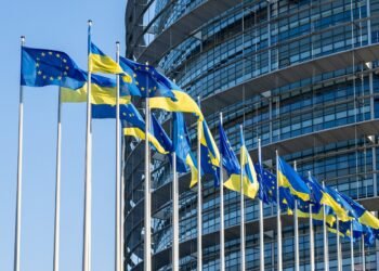 Україна може не отримати прискореного фінансування від ЄС: ЗМІ називає ключову проблему