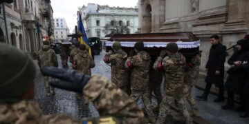 У Львові попрощаються із двома Героями, – ФОТО