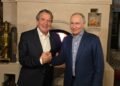 Ексканцлер ФРН Шредер відгуляв на святі у Путіна: деталі таємної зустрічі