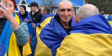 Великий обмін полоненими: Україна повернула 270 військових і цивільних