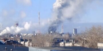 Завод “Азот”, датацентр ФСН та воронезькі авіатори: наслідки масованої атаки на РФ (відео)