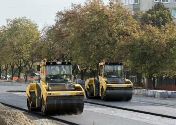 У Львові на Мазепи вже асфальтують першу ділянку: що відбувається на вулиці