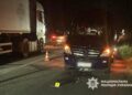 Поблизу Городка мікроавтобус наїхав на пішохода: поліція розслідує ДТП