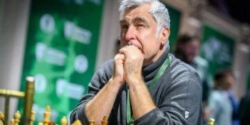 Гросмейстера зі Львівщини Василя Іванчука включили до Зали світової шахової слави
