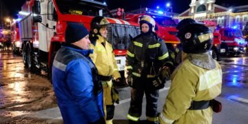Нічна атака дронів на Росію: вибухи біля Москви та тривожні повідомлення з Липецька (відео)