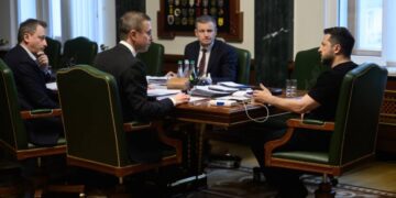 Зеленський перед переговорами з ЄС про фінанси: “Відповідальність персональна”