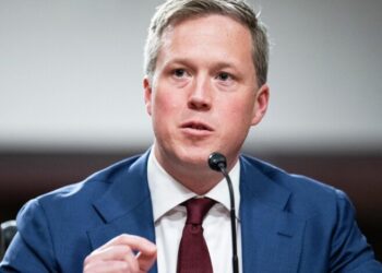 Rolling Stone: ексміністр армії США визнав, що Україна з меншим бюджетом мала кращу зброю