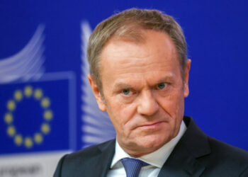 Туск відкинув компроміс щодо Конституційного трибуналу і згадав про армію російських ботів
