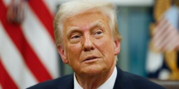 The Atlantic: Трамп переконаний, що Україна б’є по НПЗ, щоб зашкодити республіканцям на виборах