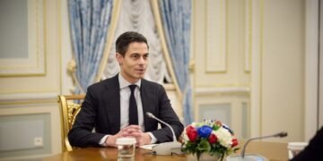 Зеленський у середу відвідає Нідерланди, уряд країни виділить €1,2 млрд допомоги Україні на три роки – ЗМІ
