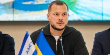 У Києві наступного тижня планують розпочати будівництво резервних переправ через Дніпро – Калашник