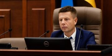 “Європейська солідарність” виключила Гончаренка з фракції: що відомо