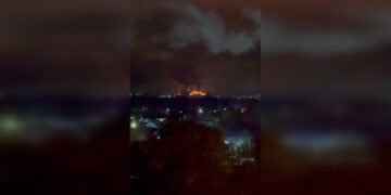 Понад 100 БпЛА на Москву і пожежа в області: що відомо про наслідки масованої атаки дронів (відео)