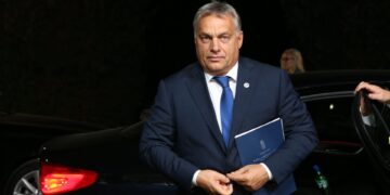 Полювання на українські гроші: брат Орбана готував перехоплення конвою в Австрії