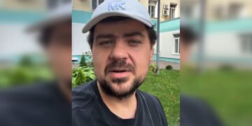 Пережив напад брата і загибель батьків: переможець “Зважених та щасливих” показався після трагедії