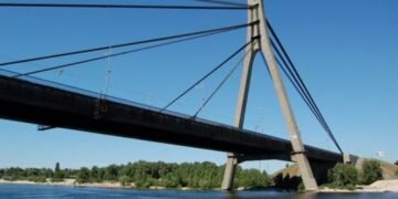 У Києві відновили рух автобусів через Північний міст за постійними схемами – КМВА
