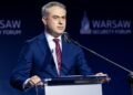 “Росія веде цифрову війну”: Польща пригрозила соцмережам штрафами за російські фейки
